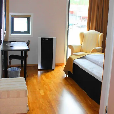 Heimat Brokelandsheia 3*